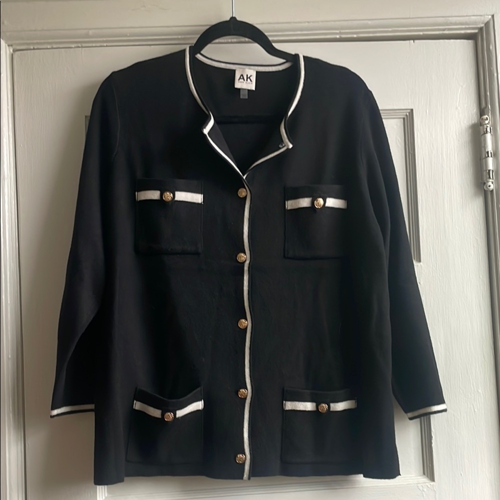 Anne Klein Black and Gold Blazer with Classic Lapel